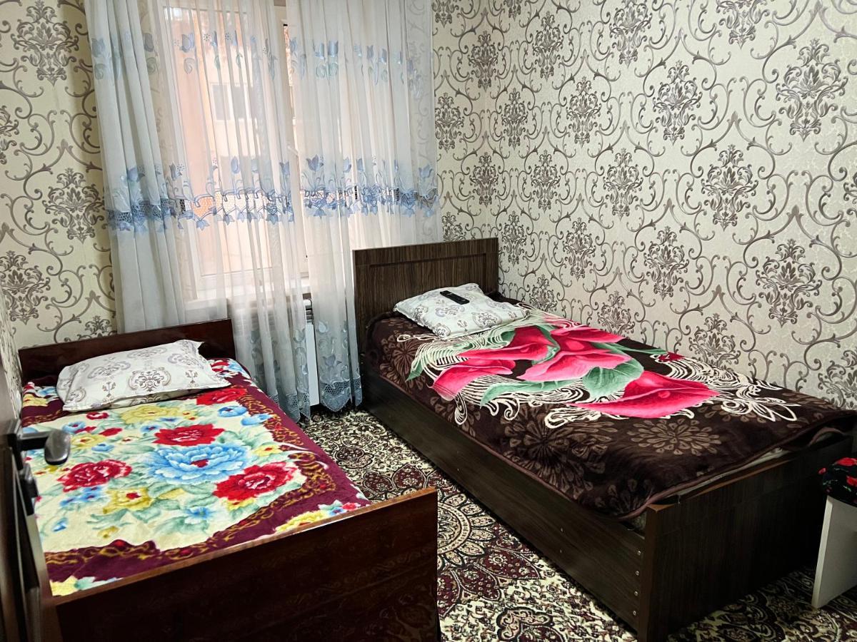 Muharram Homestay In The Neighborhood Of The Registan Square, 家族 ゲストハウス Samarkand Exteriér fotografie