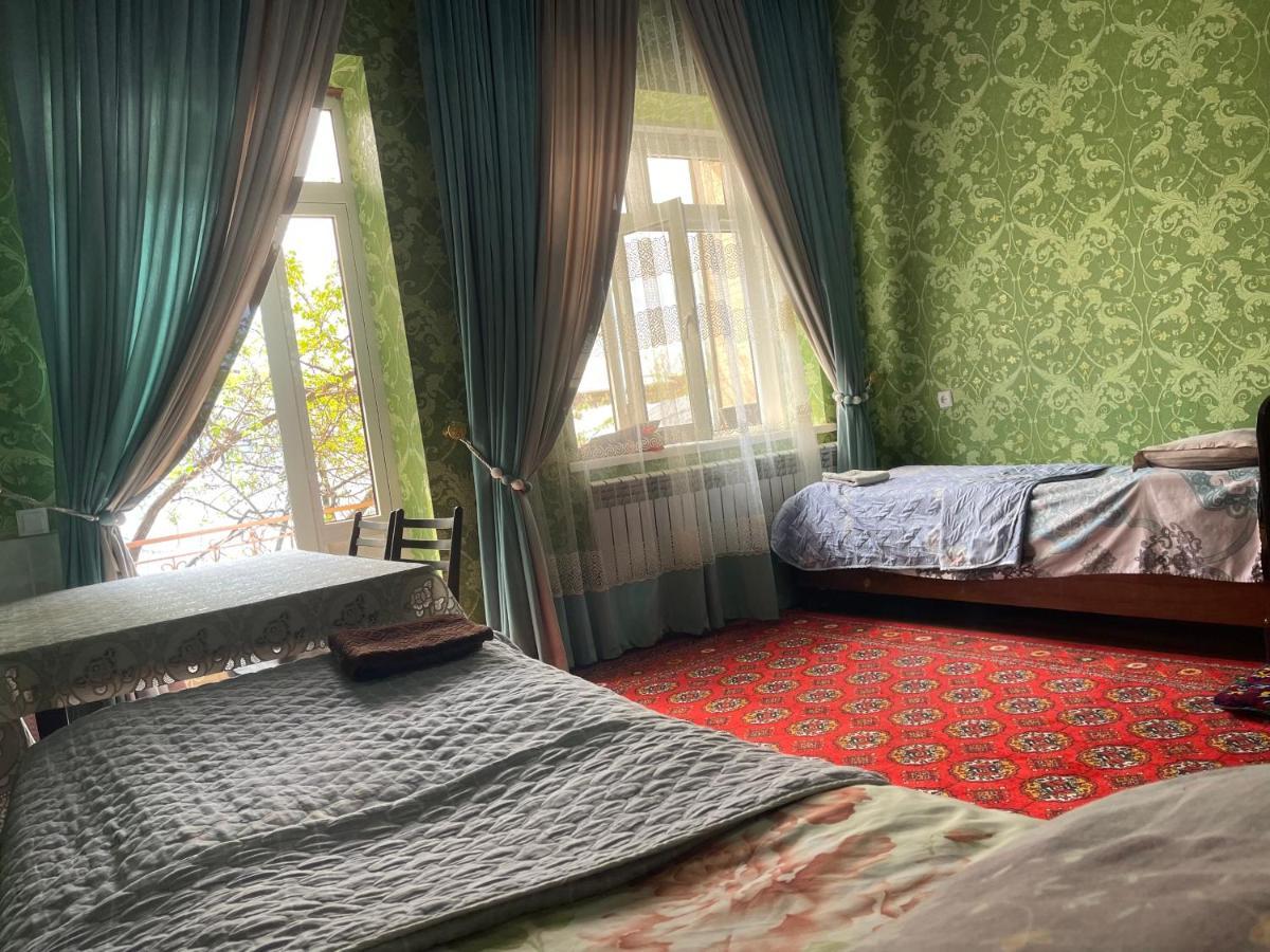 Muharram Homestay In The Neighborhood Of The Registan Square, 家族 ゲストハウス Samarkand Exteriér fotografie